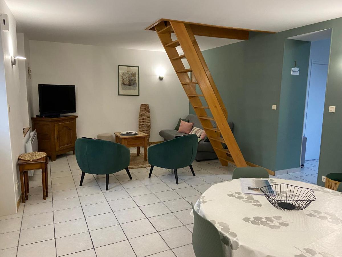 Maison De Village Avec Jardin 15Mn Des Plages, Wifi, 2 Chambres, Jardin Hesdin-lʼAbbé المظهر الخارجي الصورة